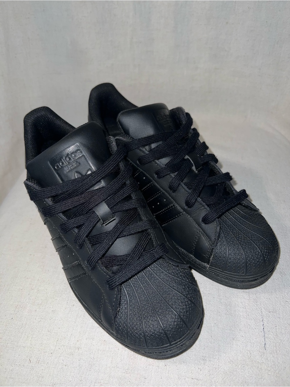 adidas Originals Superstar Triple Black Shell Toe Sneakers Men's 6.5 / Women's